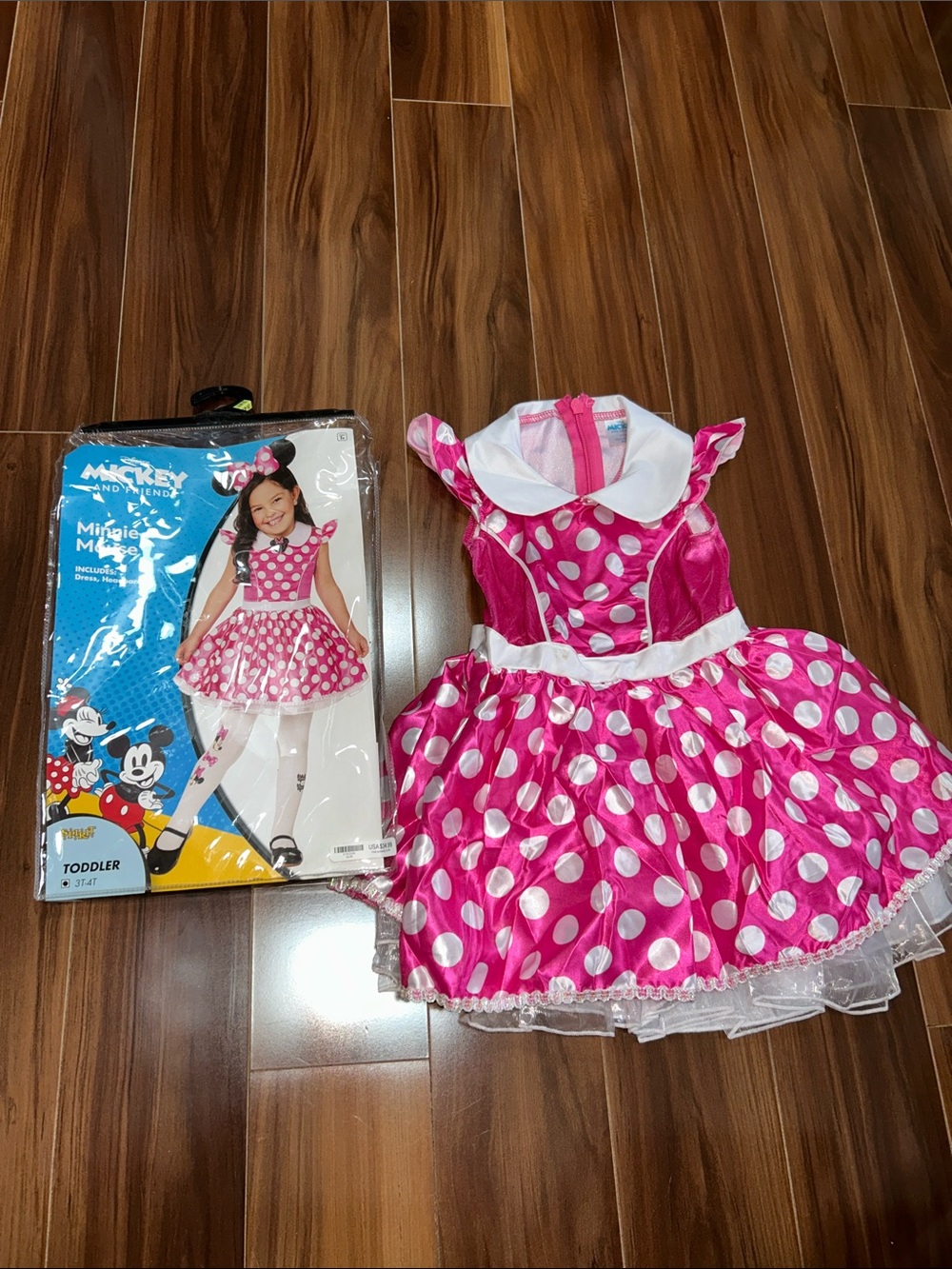 Free with purchase 3 / 4 Toddler girls Minnie Mouse Halloween costume